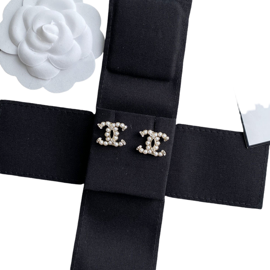 Chanel Ring-1
19+ colorways
[Premium Quality]