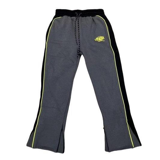 Syna World  Pants
8+ colorways
[Premium Quality]