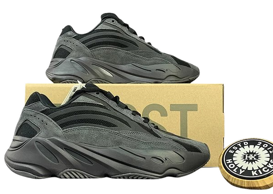 Yeezy 700 V2
17+ colorways
[Premium Quality]