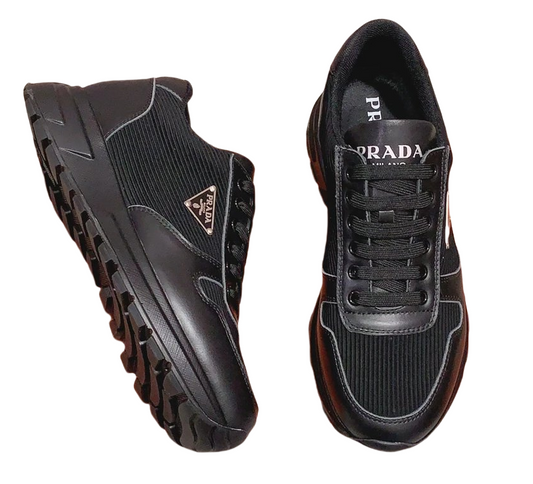 Prada Shoes
13+ colorways
[Premium Quality]