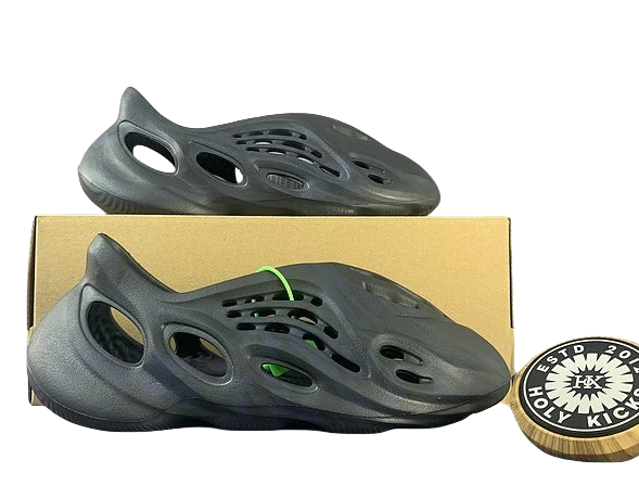 Yeezy Foam
16+ colorways
[Premium Quality]