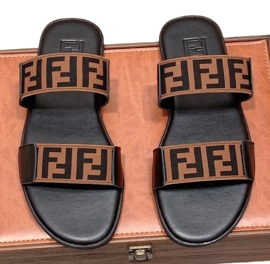 Fendi Slippers
6+ colorways
[Premium Quality]